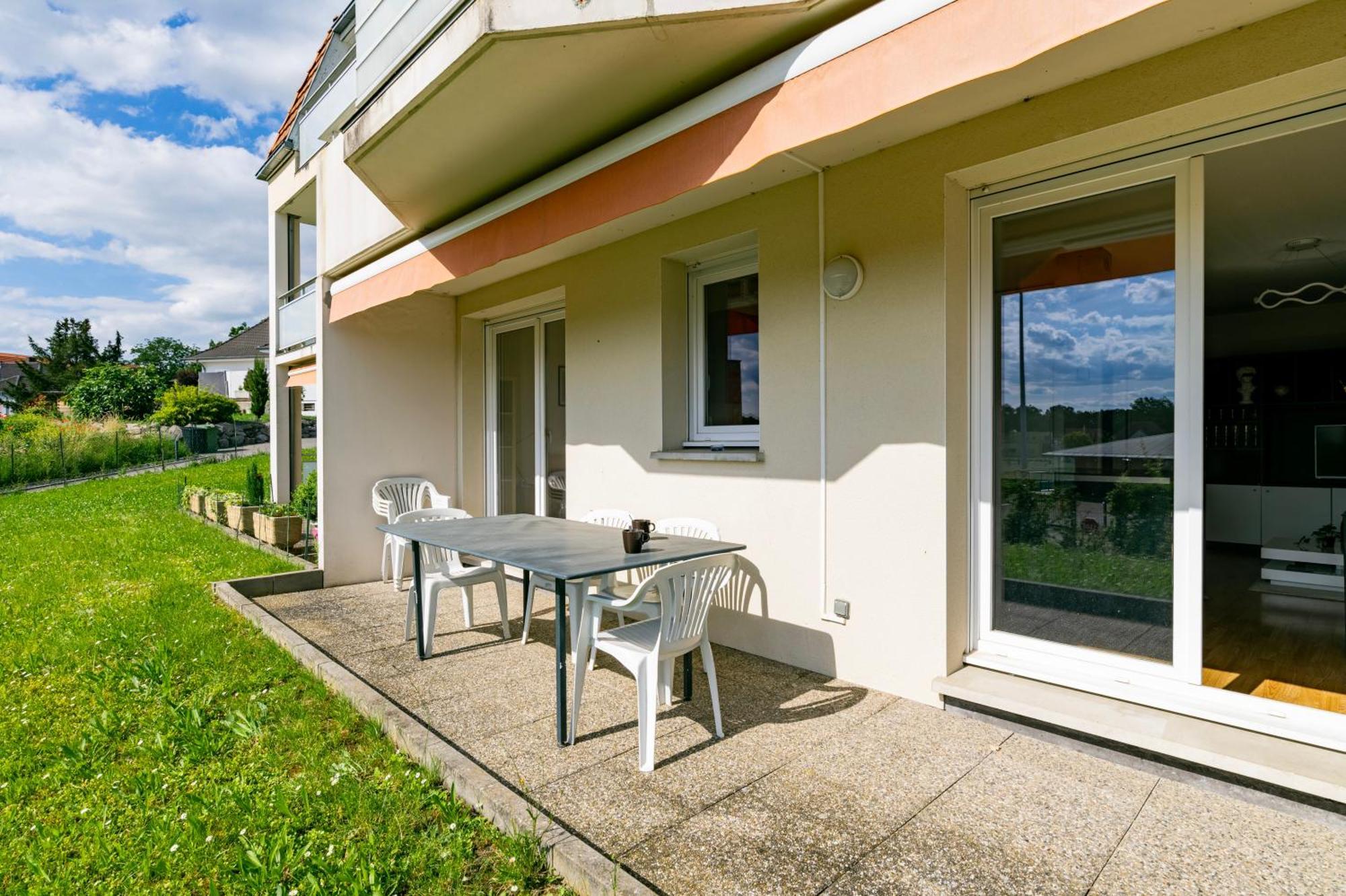 Chez Virgil - Terrasse Vue Degagee, Parking Prive Apartment Ernolsheim-Bruche Bagian luar foto